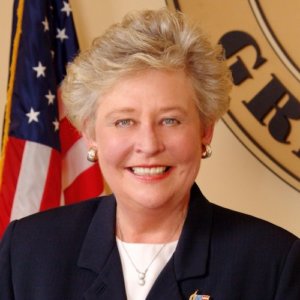 Kay Ivey headshot