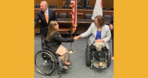 Policy Fellow Ana Kohout, a constituent of Illinois, shakes hands with Senator Tammy Duckworth.