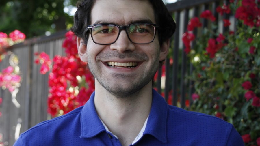 Alexander Howard smiling headshot