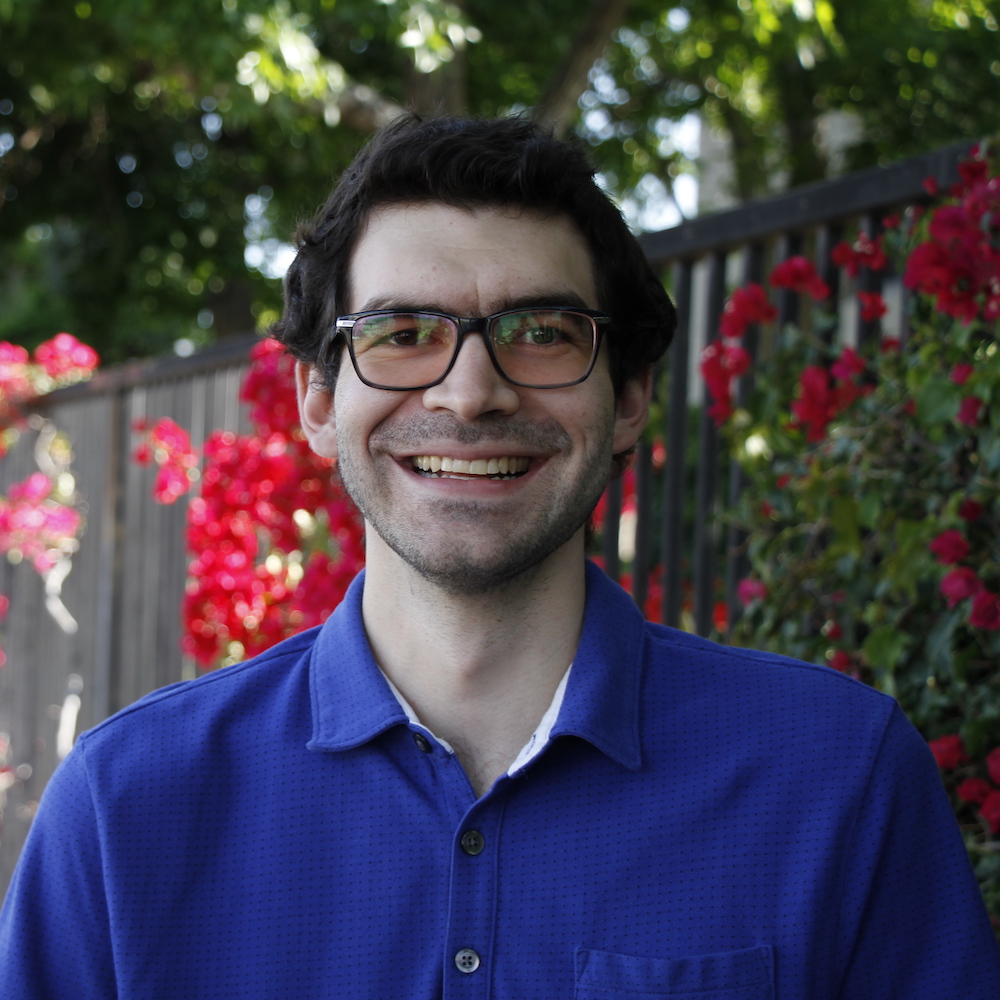 Alexander Howard smiling headshot