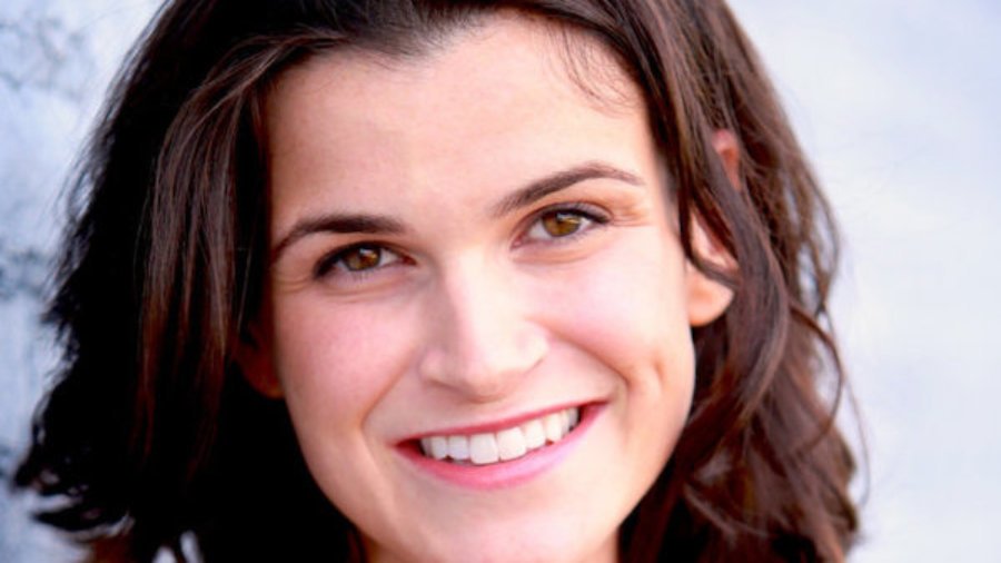 Leah Romond smiling headshot