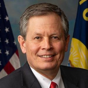 Steve Daines headshot