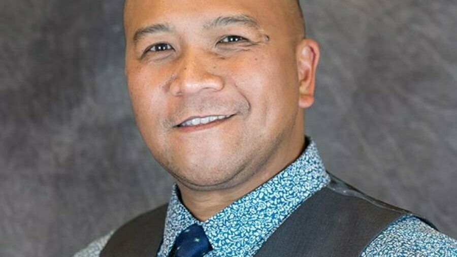 Wally Tablit smiling headshot