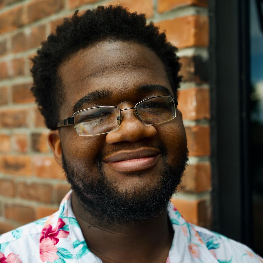 Lonzo Bentley smiling headshot