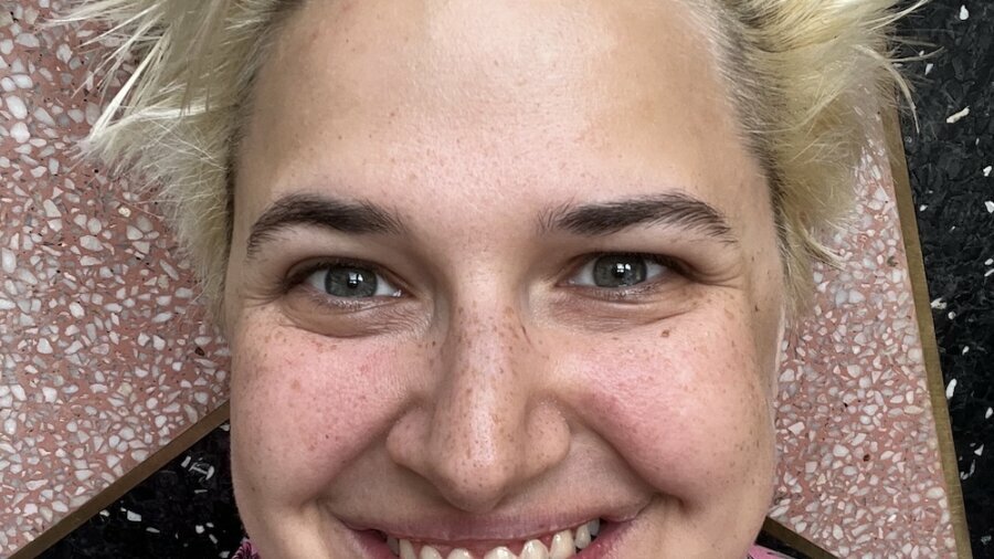 Rae Greenhoe smiling headshot
