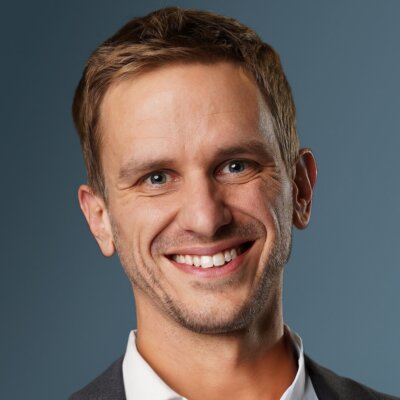 Jeremy Andrew Davis smiling headshot