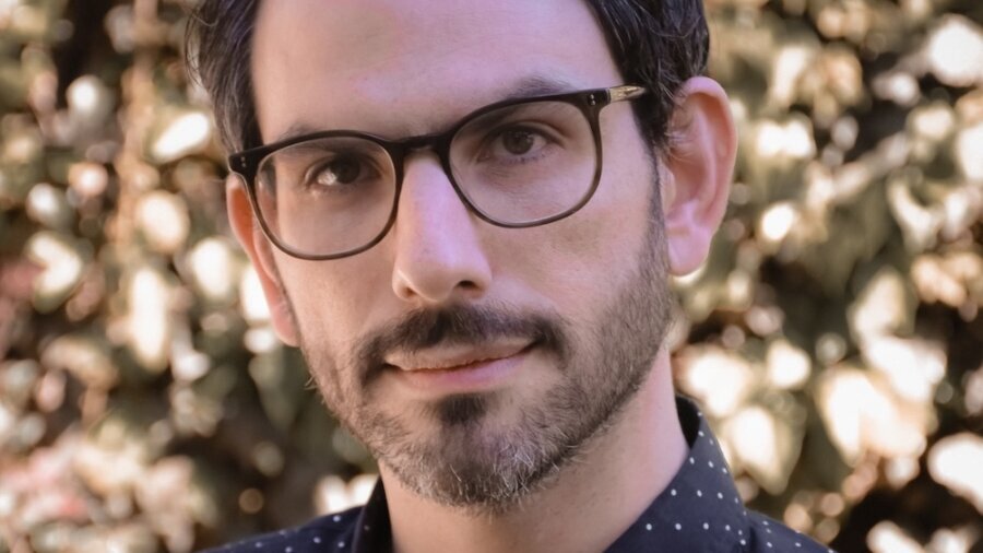 Matthew Manson headshot